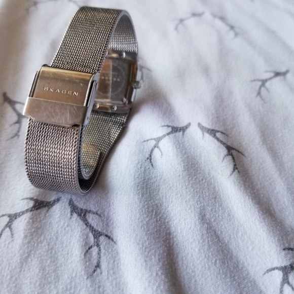 Skagen wrist watch silver link band - Picture 6 of 8